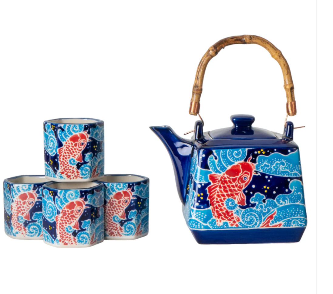 Koi Fishes Tea Set 20oz Tea Pot with 4 Hexagon Cups by Urban Tokyo