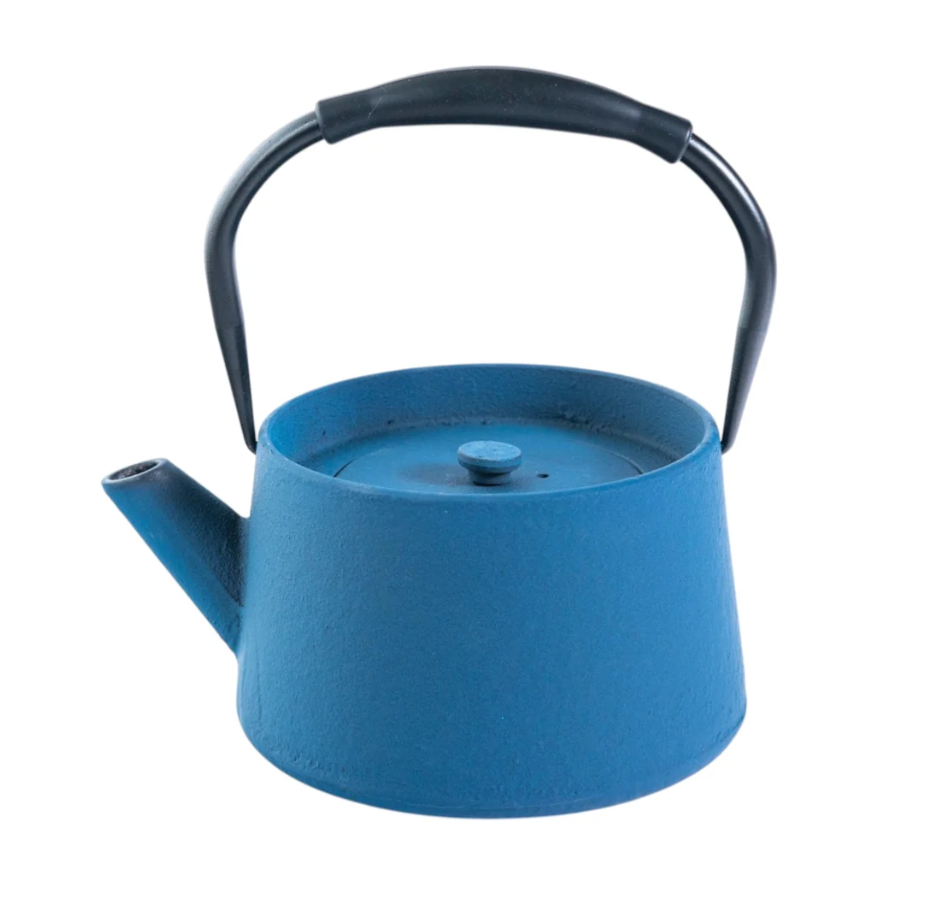 Modern Straight Edge Design 33oz Cast Iron Tea Pot by Urban Tokyo