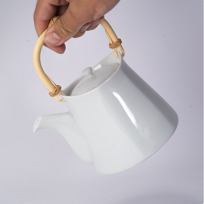 Miyama Sichifuku 14oz Minoware Porcelain Teapot by Urban Tokyo