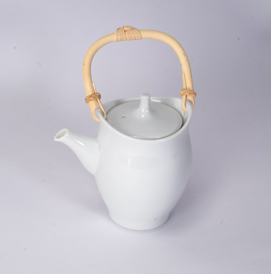 Miyama Kanon 14oz Minoware Porcelain Teapot by Urban Tokyo