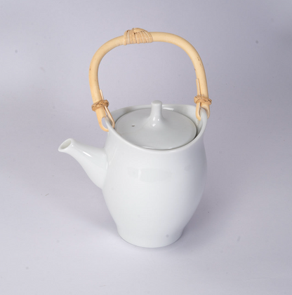 Miyama Kanon 14oz Minoware Porcelain Teapot by Urban Tokyo