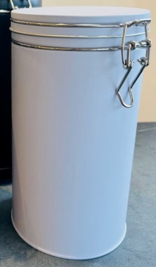 16oz Storage Tin with Latch Lock