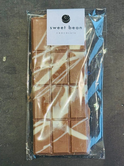 Strawberry Crunch Bar by Sweet Bean